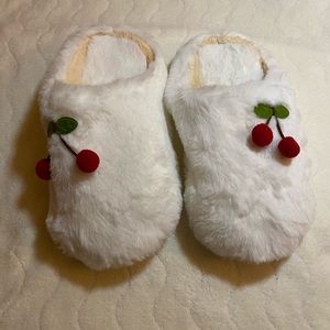 slippers